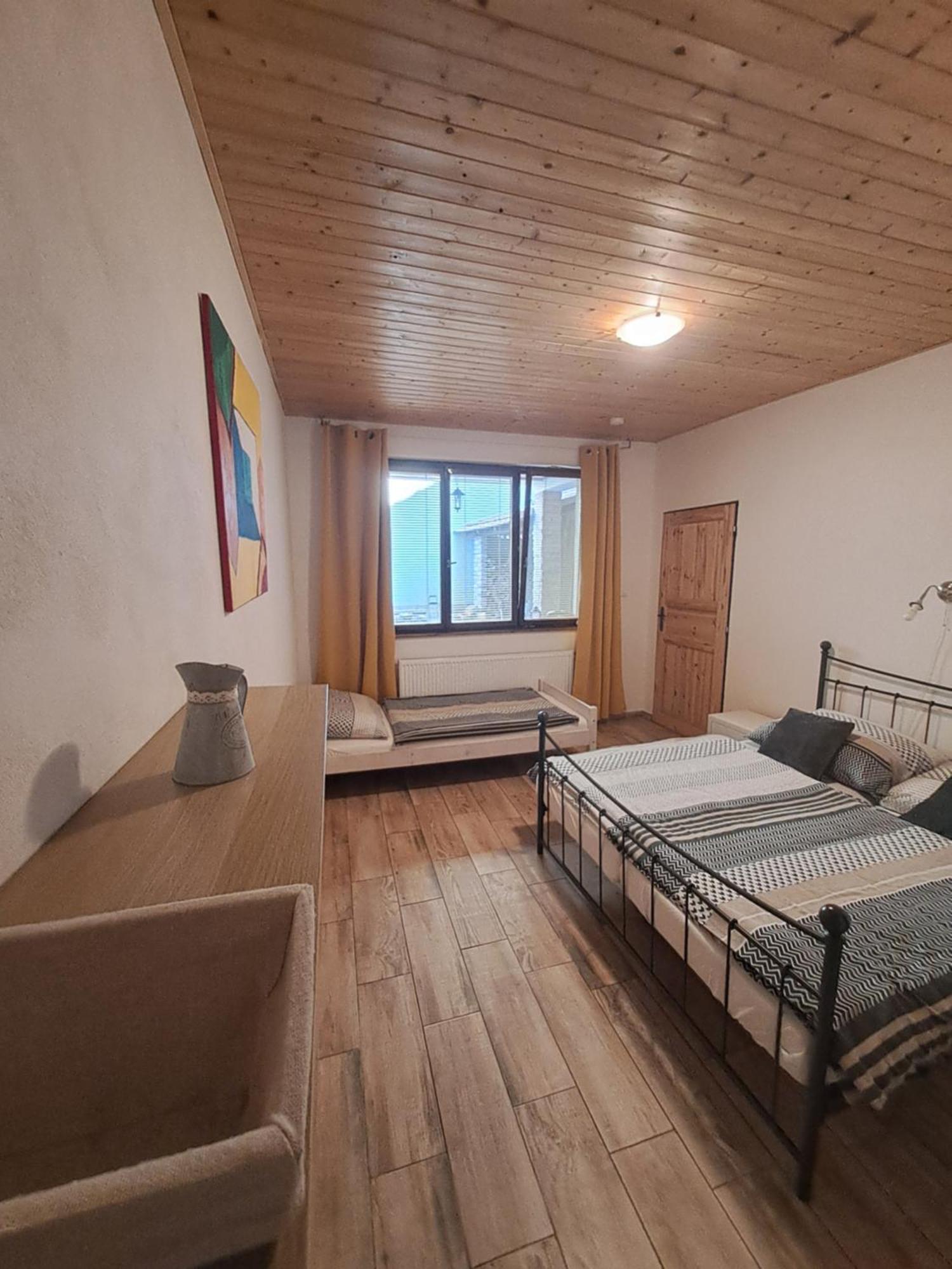 Ubytovani U Malinkovicu Břeclav Exteriör bild